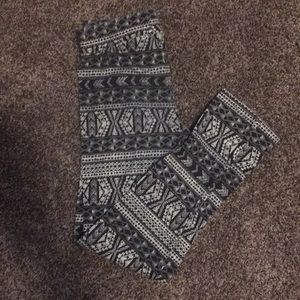 Patterned leggings